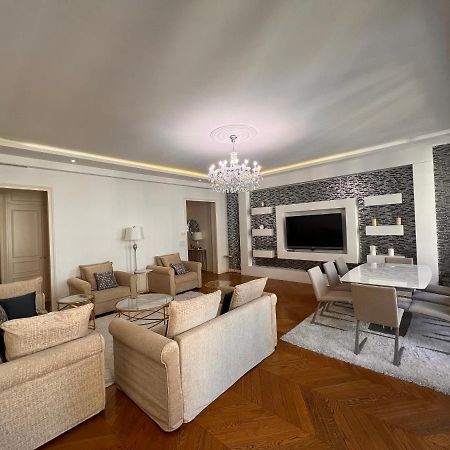 Appartement Champs-Elysees - Hala Paris Exterior photo