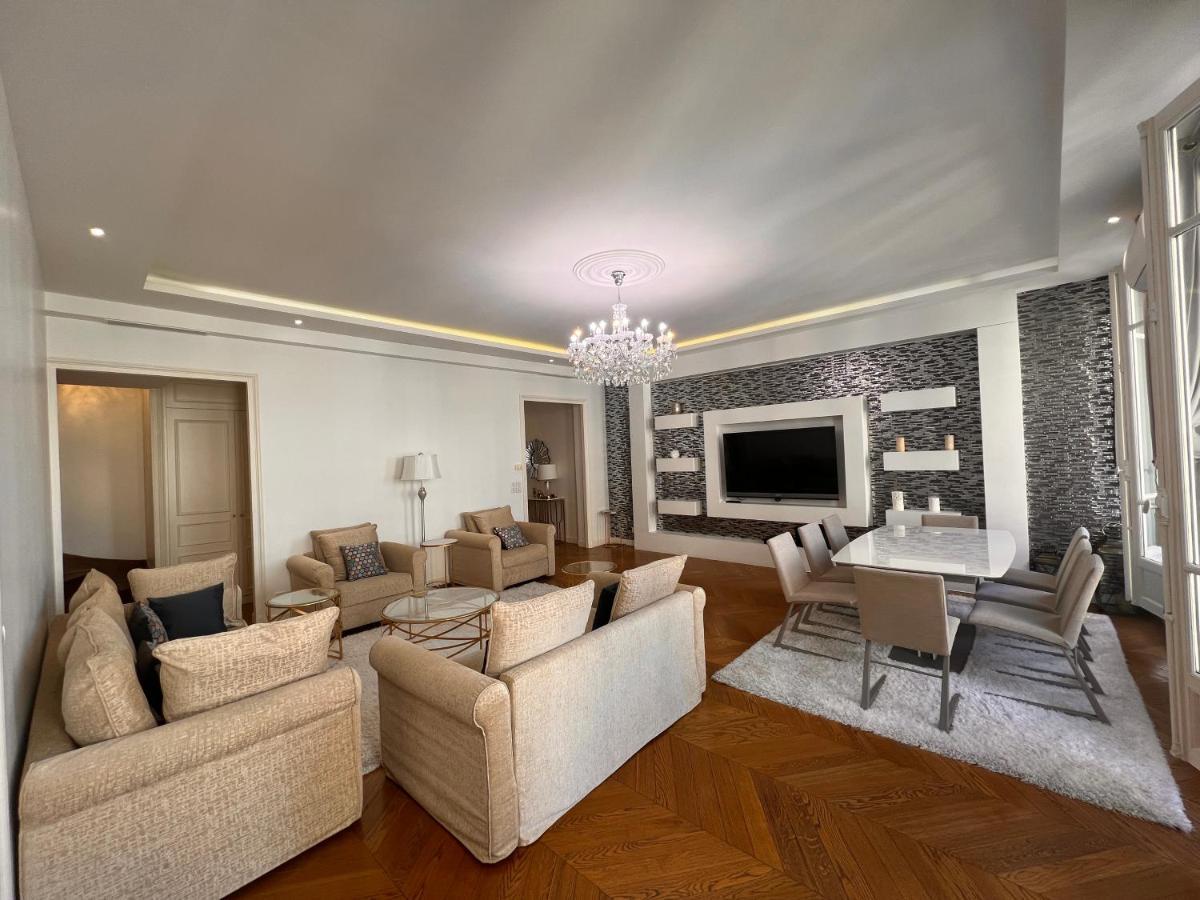 Appartement Champs-Elysees - Hala Paris Exterior photo