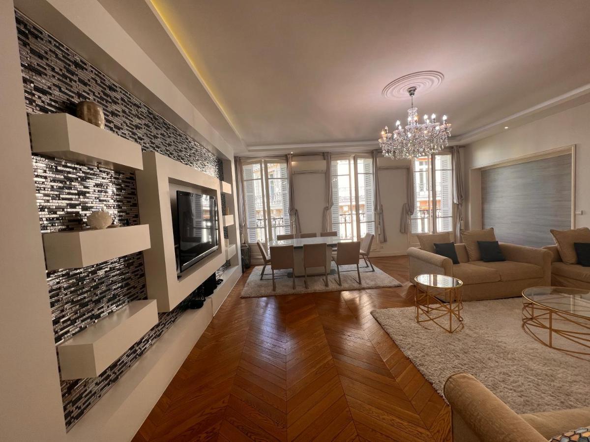 Appartement Champs-Elysees - Hala Paris Exterior photo